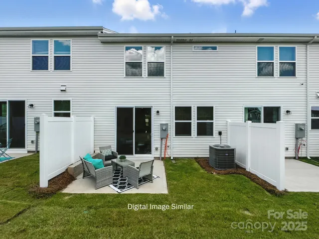 $339,990 | 7509 Hodges Meadow Lane, Charlotte, NC 28213