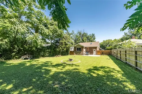 $195,000 | 8928 Tudor Avenue, Overland, MO 63114