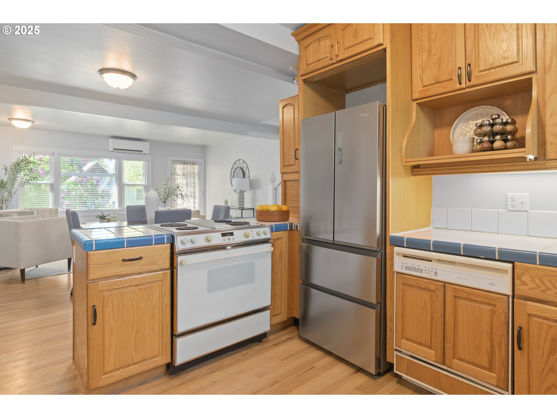 1671 Olive Street Eugene, OR 97401 - Photo 11 of 30