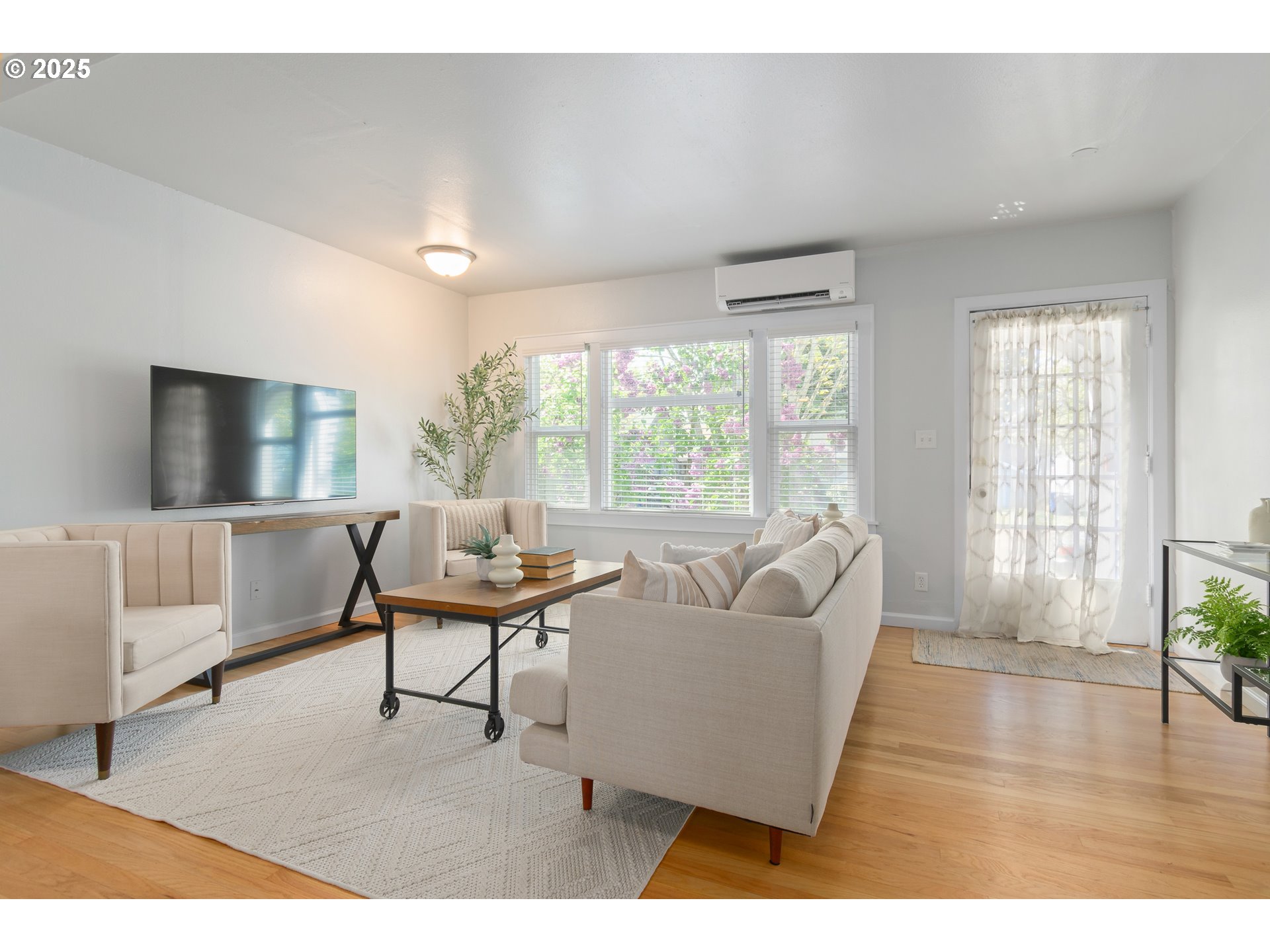 1671 Olive Street Eugene, OR 97401 - Photo 6 of 30