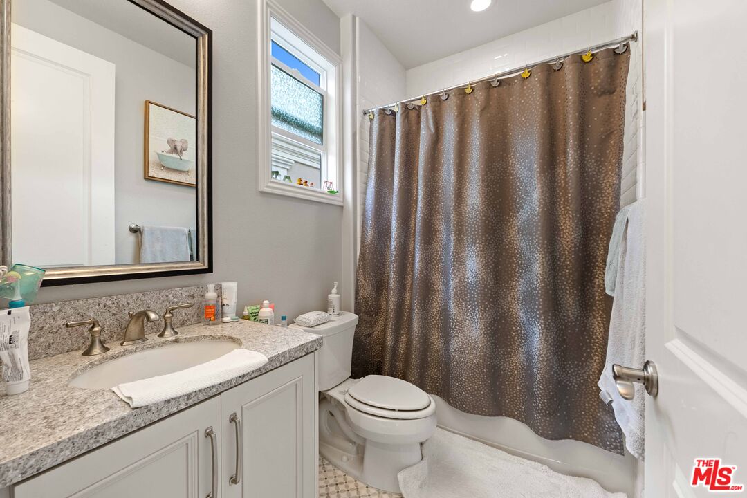 11925 North Ricasoli Way Porter Ranch, CA 91326 - Photo 44 of 57