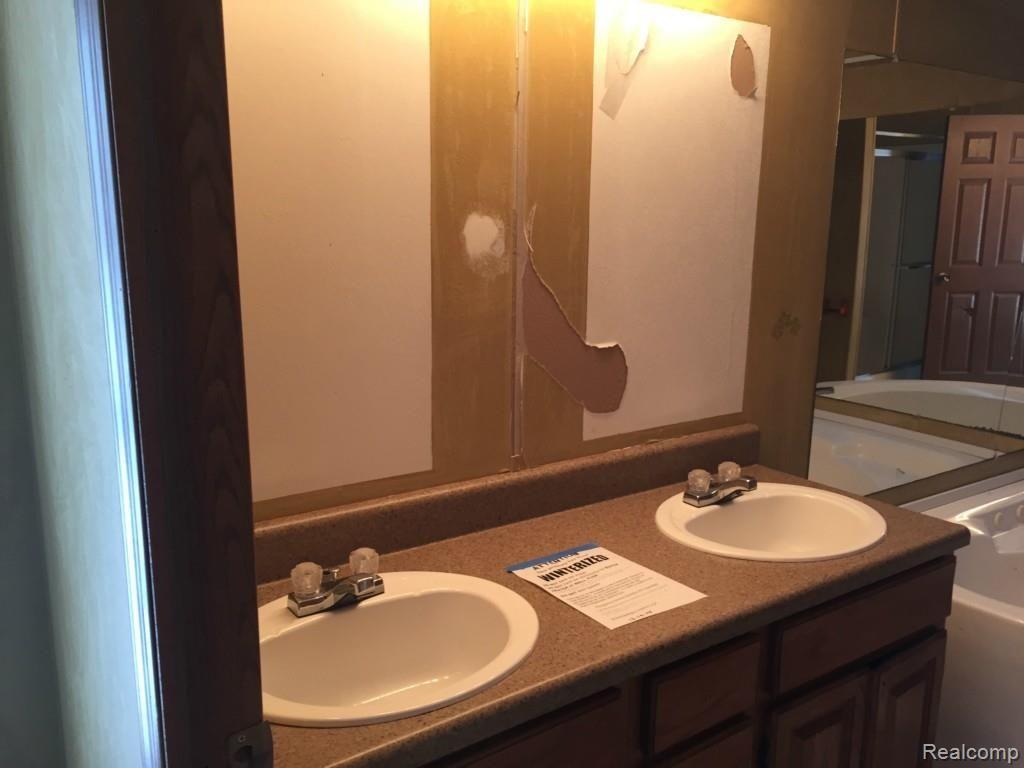3380 Marlette Road Applegate, MI 48401 - Photo 11 of 31 IMG_2847.jpg