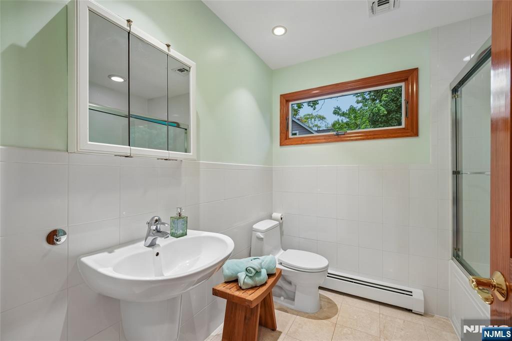 720 Maxwell Place Ridgewood, NJ 07450 - Photo 22 of 35