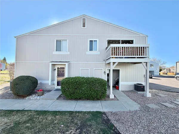 $1,995 | 7986 Chase Circle, Unit 64, Arvada, CO 80003