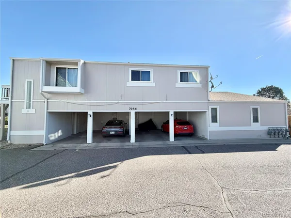 $1,995 | 7986 Chase Circle, Unit 64, Arvada, CO 80003