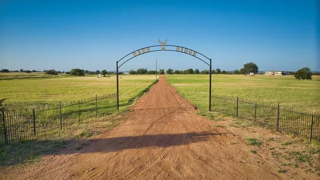 $314,900 | 110 Deer Ridge, Mason, TX 76856