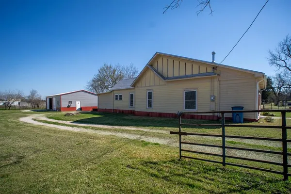 $244,900 | 108 South Ave C, Wortham, TX 76693