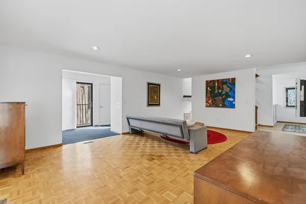 $499,900 | 324 Gina Drive, New Lenox, IL 60451