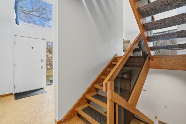 $499,900 | 324 Gina Drive, New Lenox, IL 60451