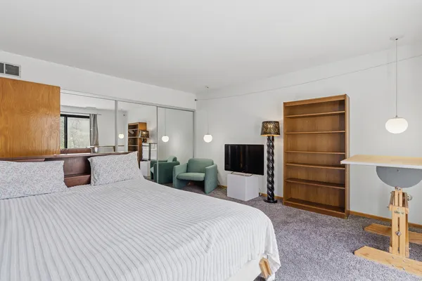 $499,900 | 324 Gina Drive, New Lenox, IL 60451