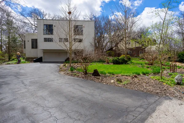 $499,900 | 324 Gina Drive, New Lenox, IL 60451