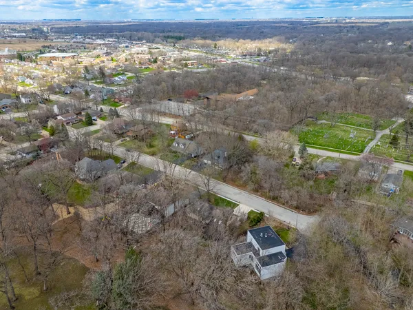 $499,900 | 324 Gina Drive, New Lenox, IL 60451