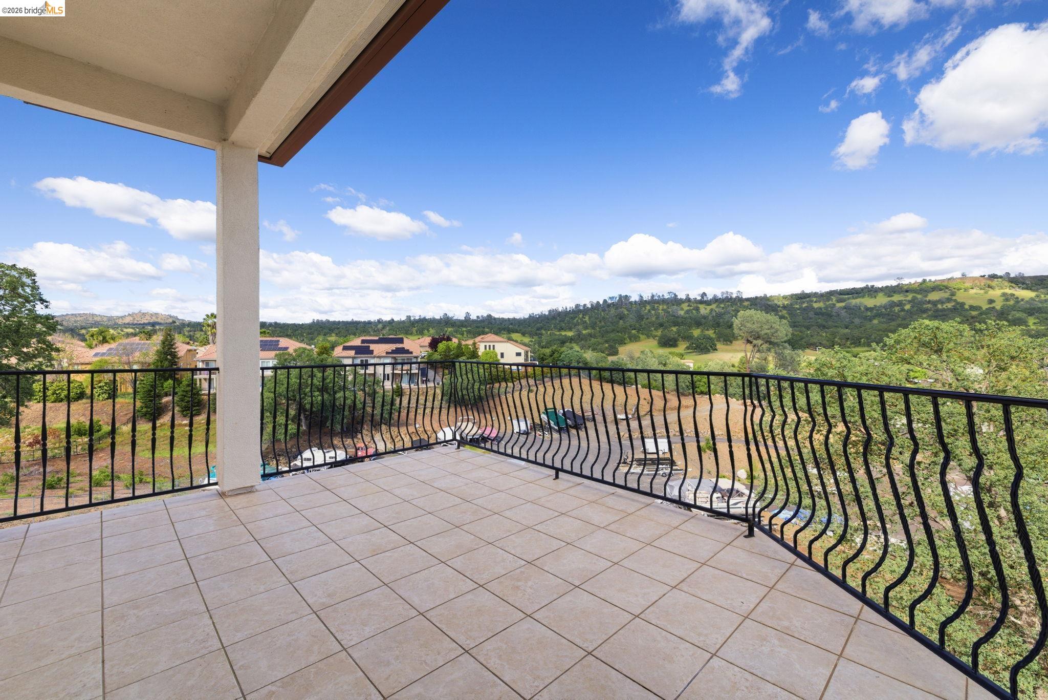 32 Apollo Lane Copperopolis, CA 95228 - Photo 44 of 58 Balcony featuring a residential view