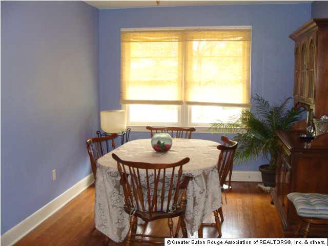8984 Meadowood Street Baton Rouge, LA 70815 - Photo 4 of 20 Gallery Image 4