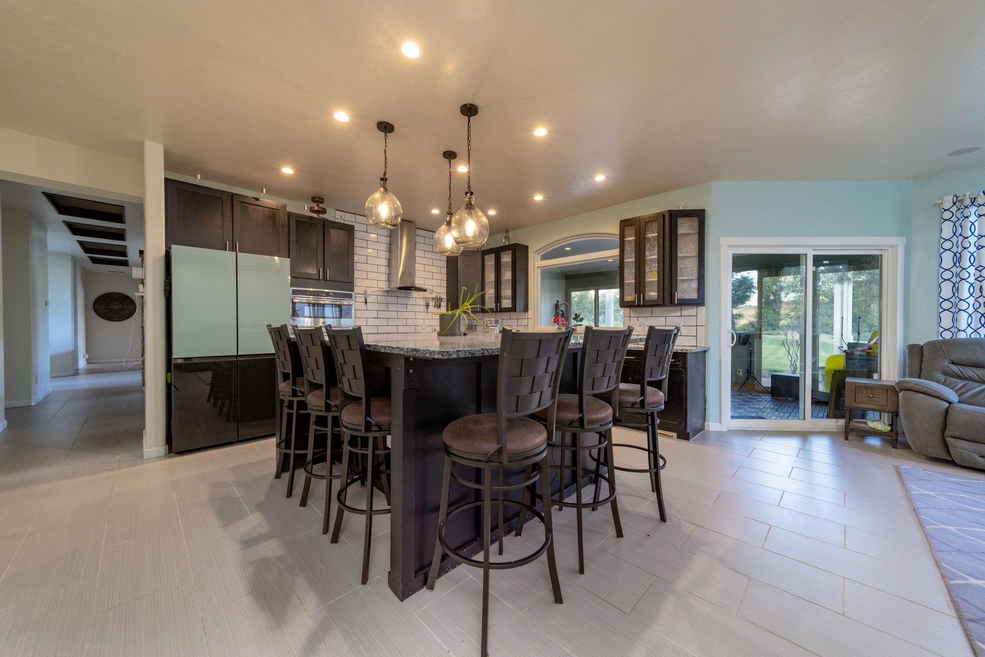 623 Sobre El Rio Drive Palisade, CO 81526 - Photo 11 of 28 a view of a dining area with furniture