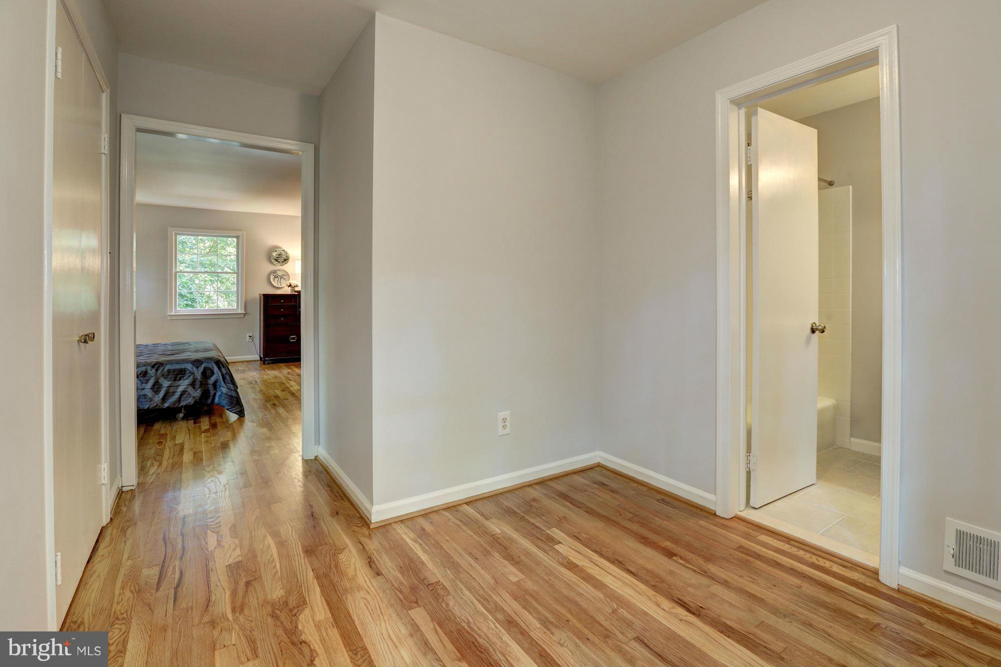 11805 Hunting Ridge Court Potomac, MD 20854 - Photo 16 of 30 Master Bedroom Dressing Area
