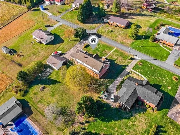 $549,000 | 3570 Annie Lane, Walkertown, NC 27051