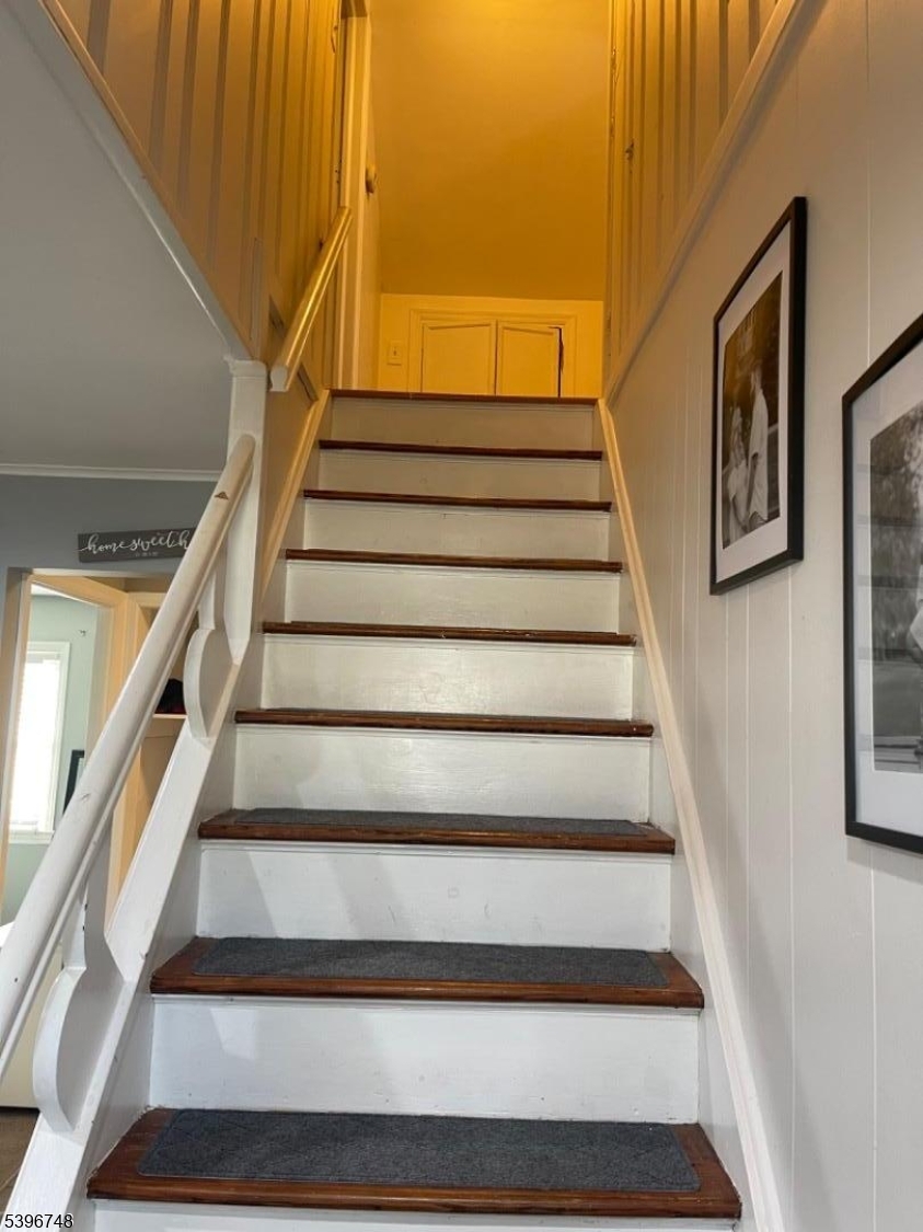 16 Brookside Avenue Pequannock, NJ 07444 - Photo 19 of 30 a view of entryway