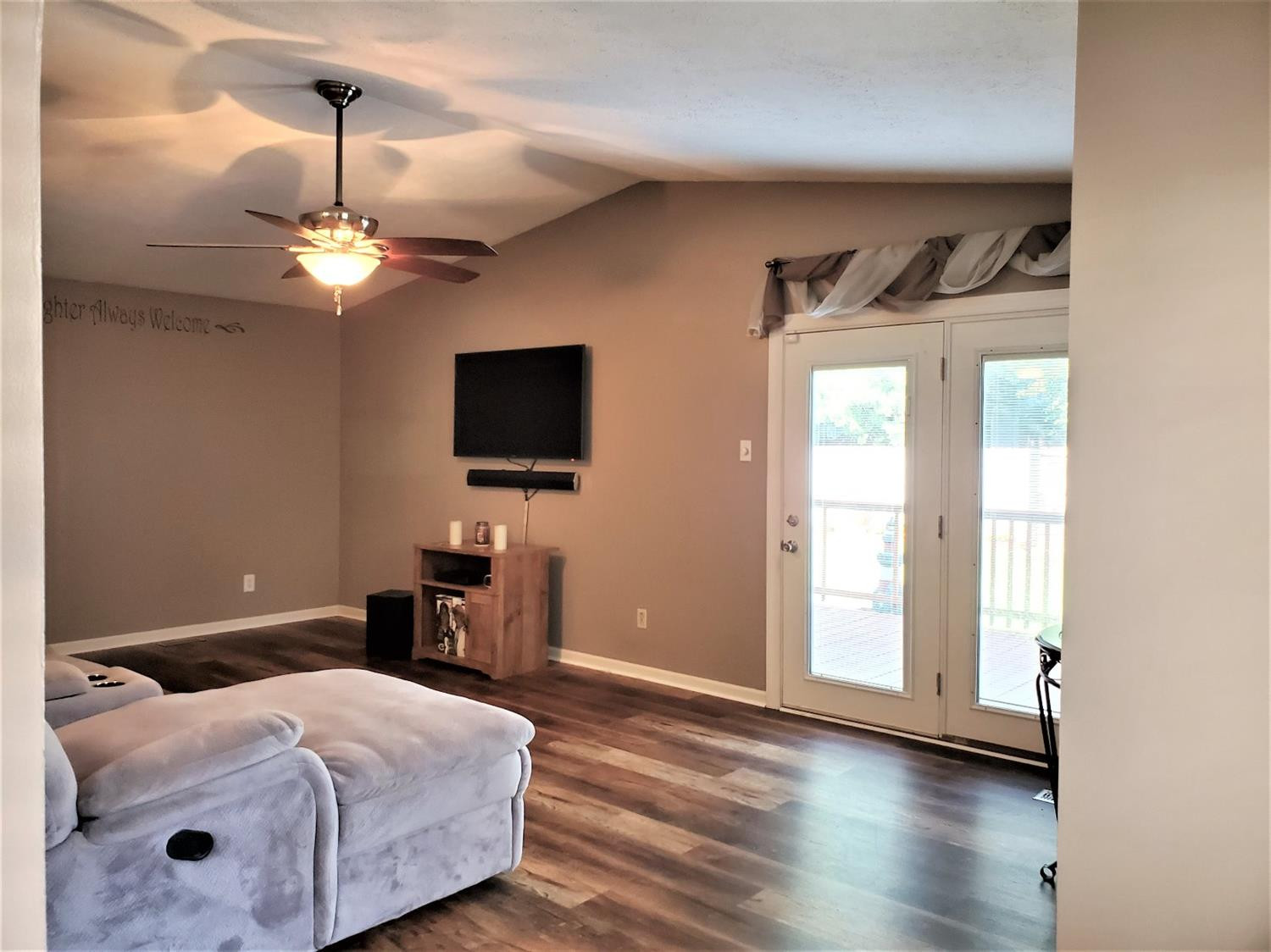 272 Dunroven Road Versailles, KY 40383 - Photo 36 of 60 Photo 36