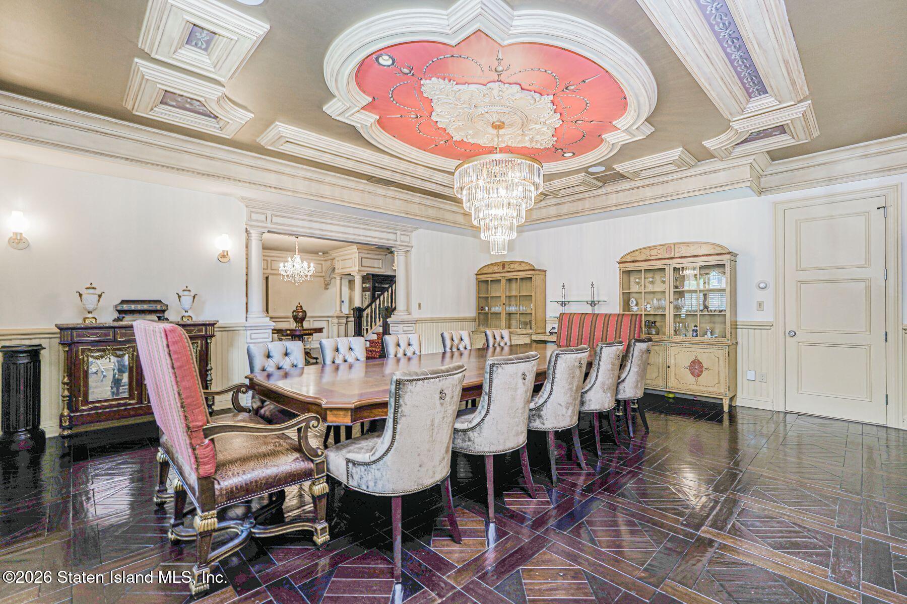 125 Benedict Road Staten Island, NY 10304 - Photo 20 of 96 125 dining 2