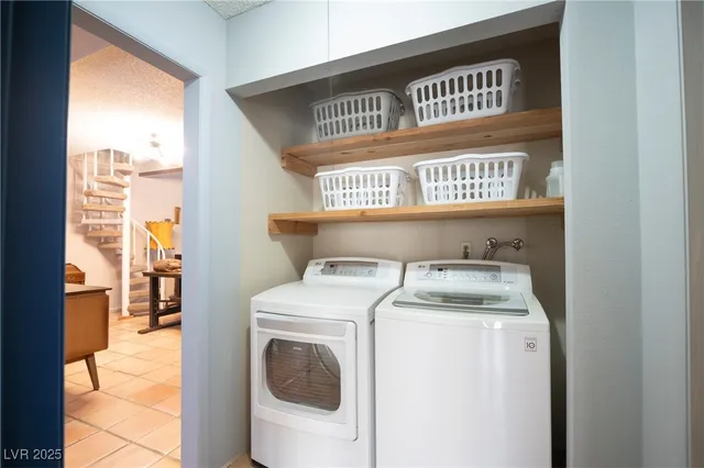 $349,000 | 2841 Glendevon Circle, Henderson, NV 89014