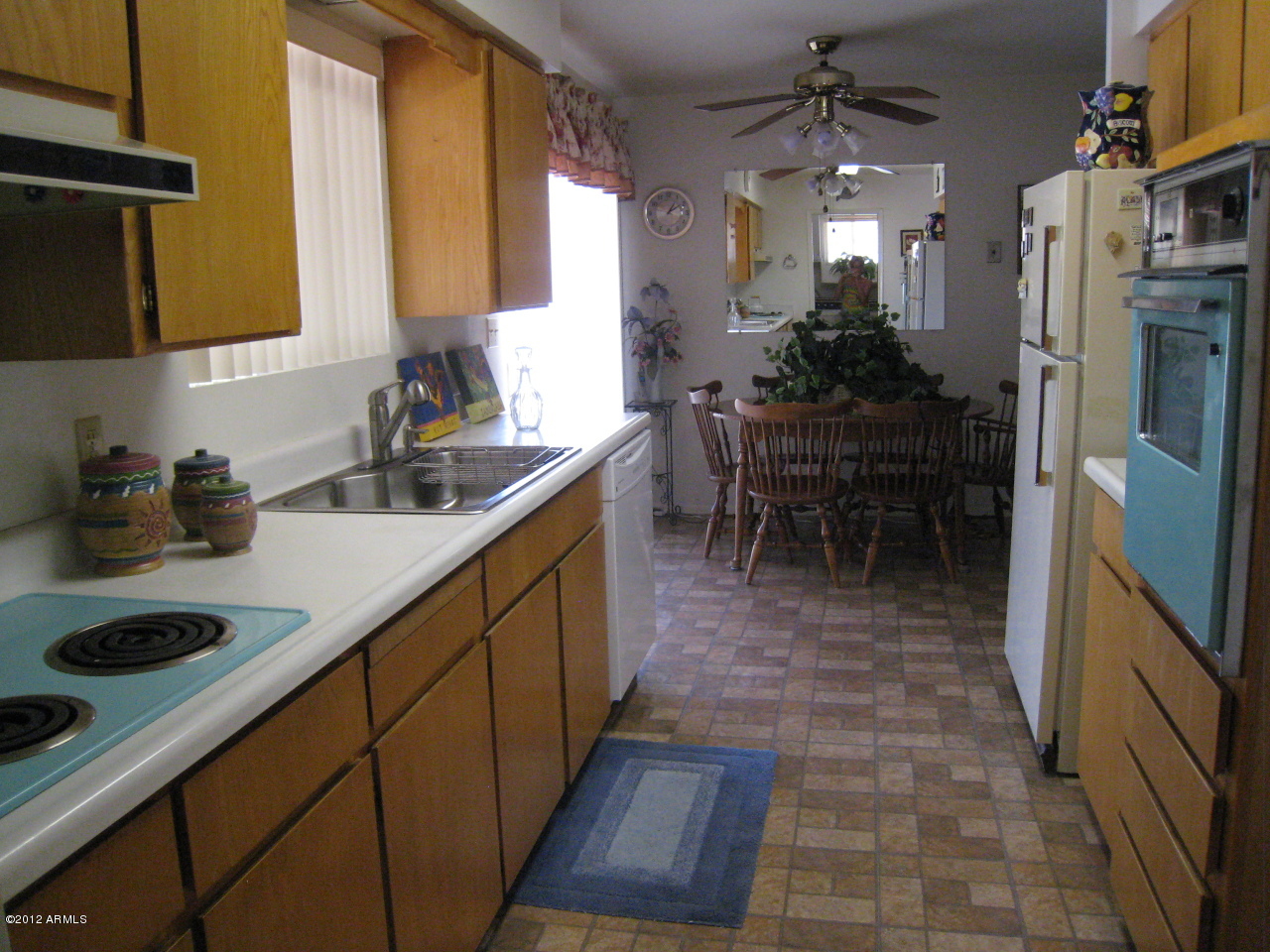 5440 East Decatur Street Mesa, AZ 85205 - Photo 4 of 21 Kitchen