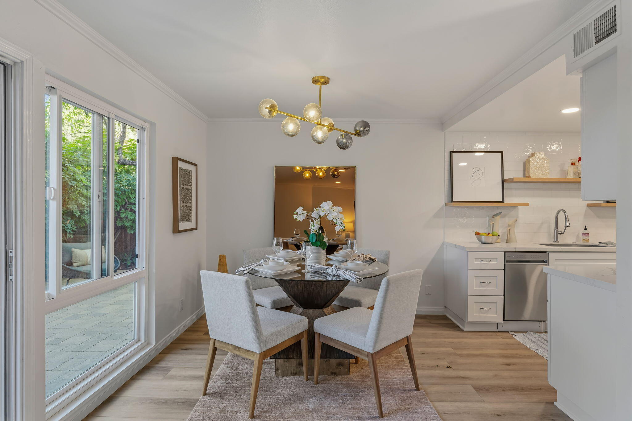 2630 State Street, Unit 7 Santa Barbara, CA 93105 - Photo 7 of 27 07-Dining