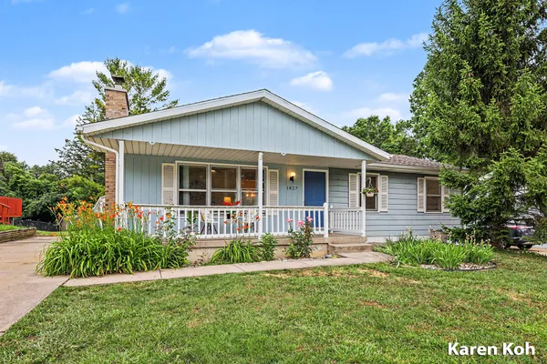 $299,900 | 1827 Rowland Avenue Southeast, Grand Rapids, MI 49546