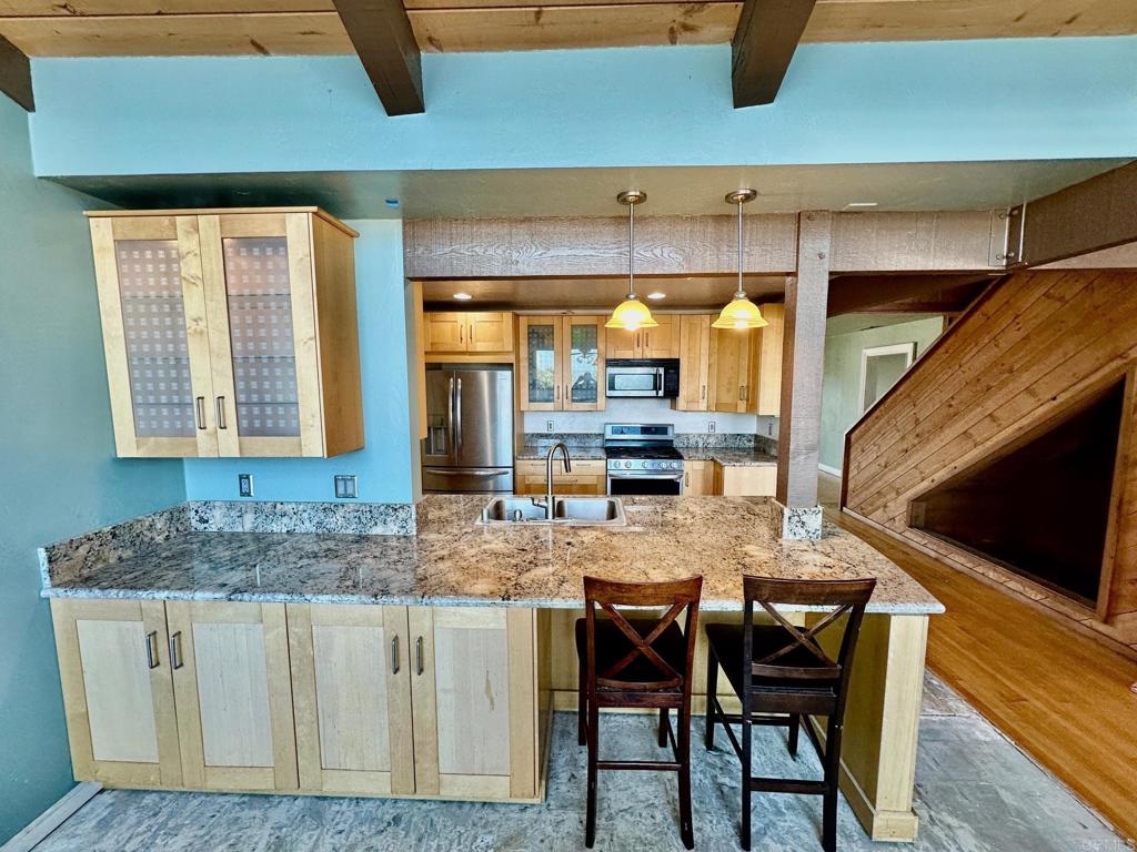 880 Crest View Road Vista, CA 92081 - Photo 9 of 55