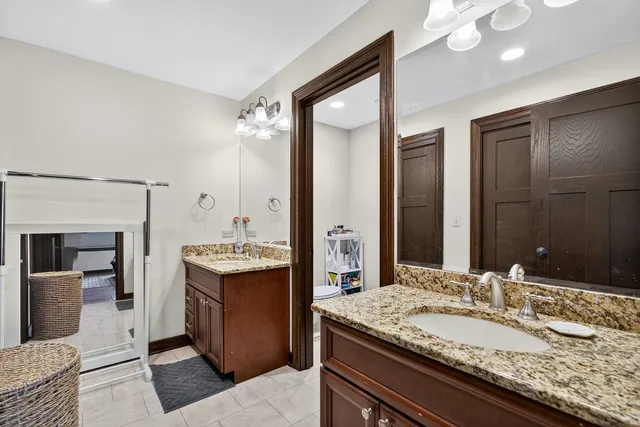 $1,250,000 | 1886 West Clover Drive, Inverness, IL 60067