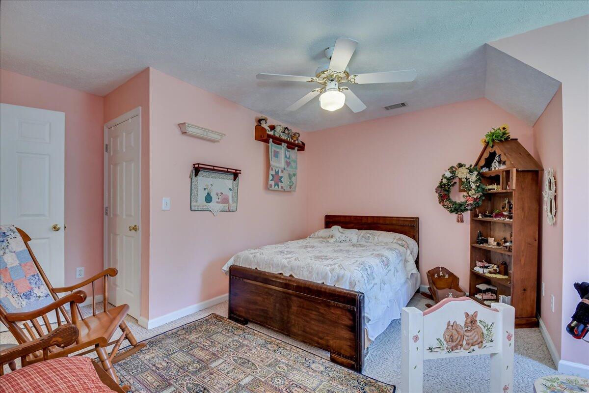 2008 Gregory Lake Road North Augusta, SC 29860 - Photo 29 of 56 2ND upstairs bedroom- opens to bath.