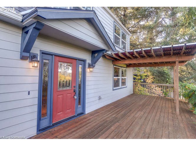 9506 Southwest Boones Ferry Road Portland, OR 97219 - Photo 32 of 32 a view of outdoor space and wooden deck