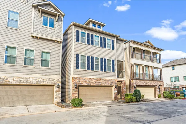 $2,250 | 1757 Sierra Crest Drive, Houston, TX 77080