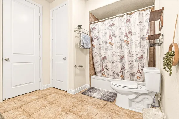 $2,250 | 1757 Sierra Crest Drive, Houston, TX 77080