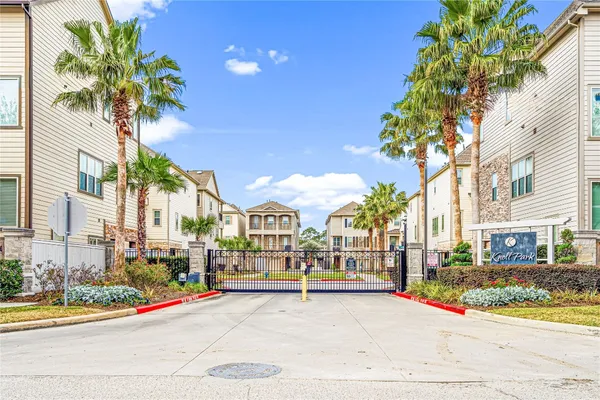 $2,250 | 1757 Sierra Crest Drive, Houston, TX 77080