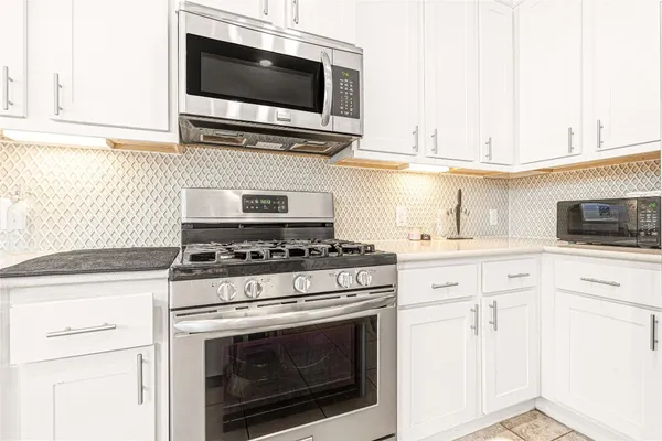 $2,250 | 1757 Sierra Crest Drive, Houston, TX 77080