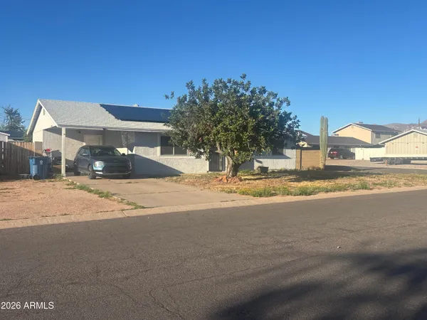 $340,000 | 230 West 22nd Avenue, Apache Junction, AZ 85120
