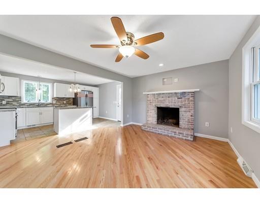 15 Jordan Street Springfield, MA 01129 - Photo 8 of 30 Gallery Image 8