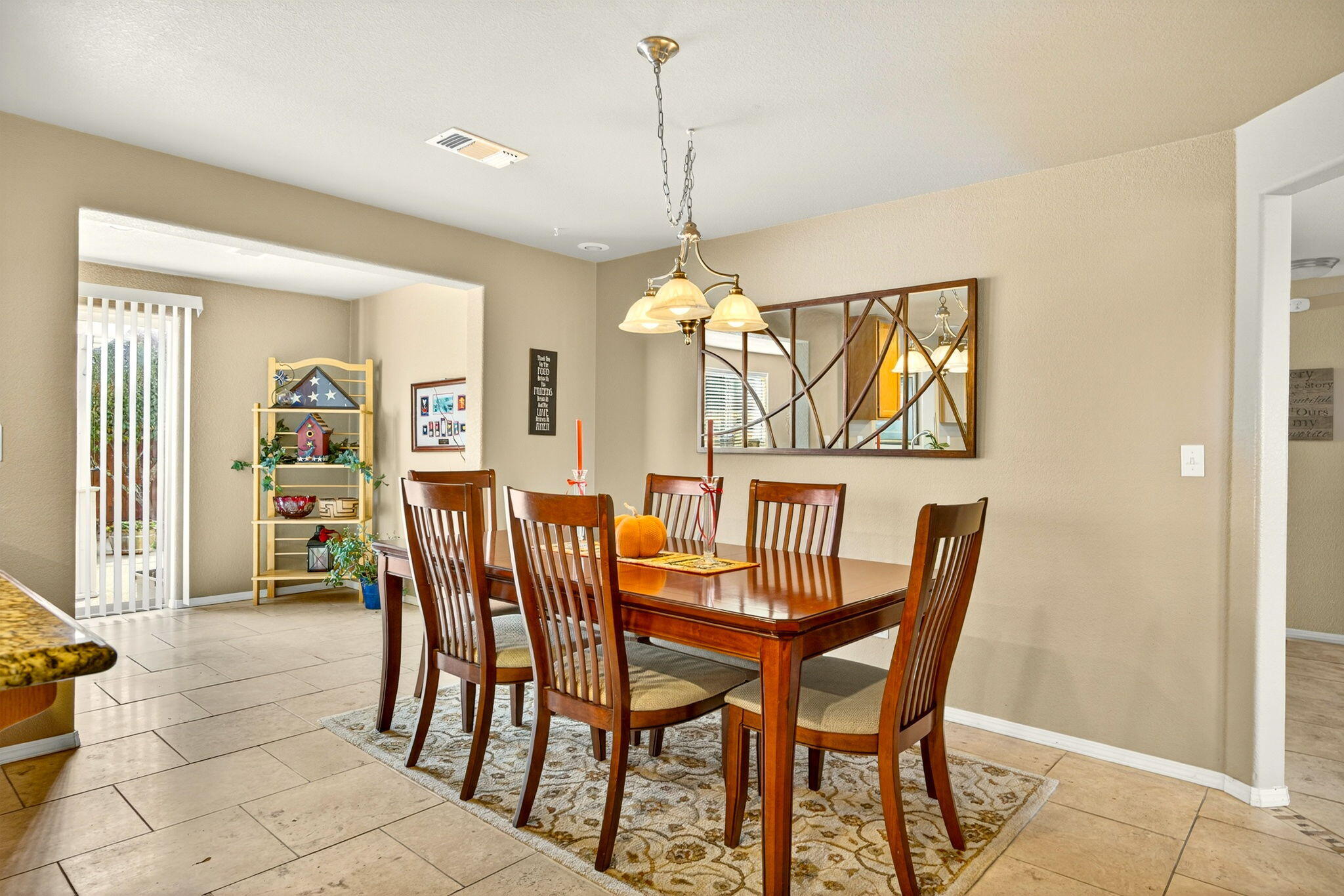 2598 St James Way Central Point, OR 97502 - Photo 10 of 40 ApxSJ00029