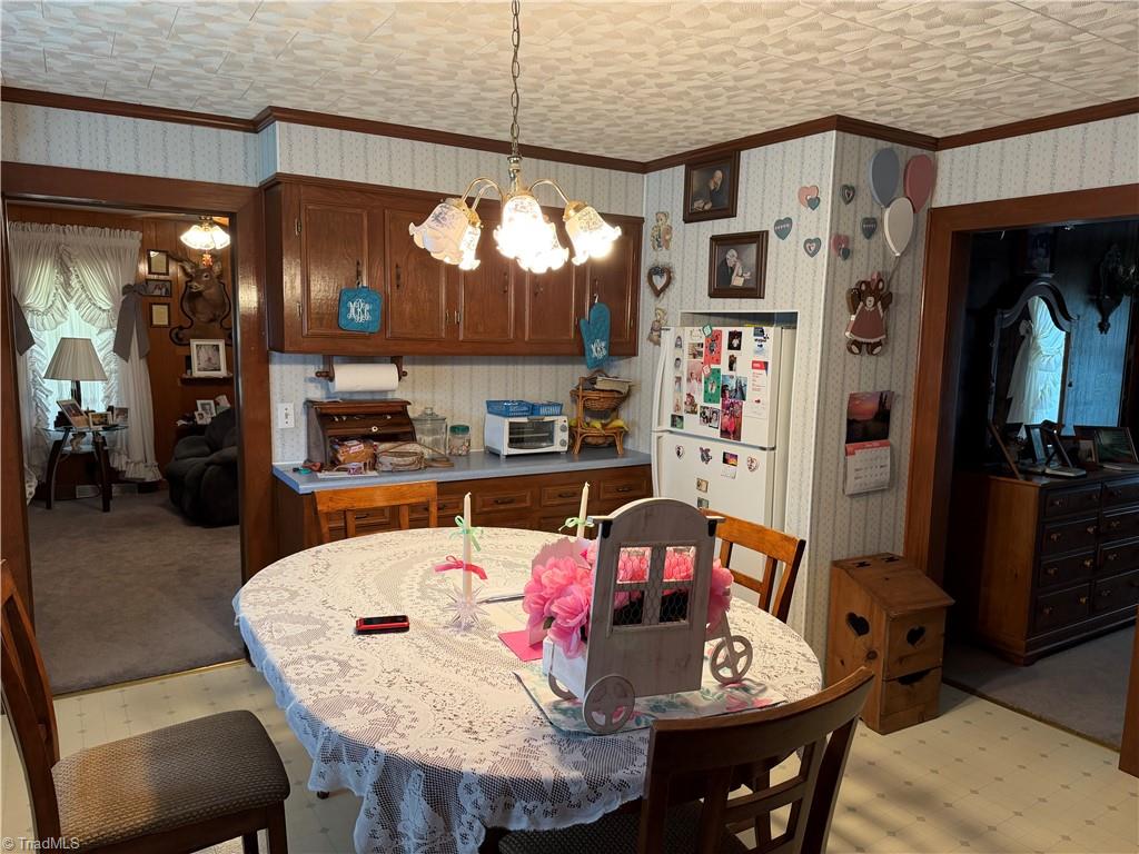 375 Sisk Mill Loop Madison, NC 27025 - Photo 8 of 18