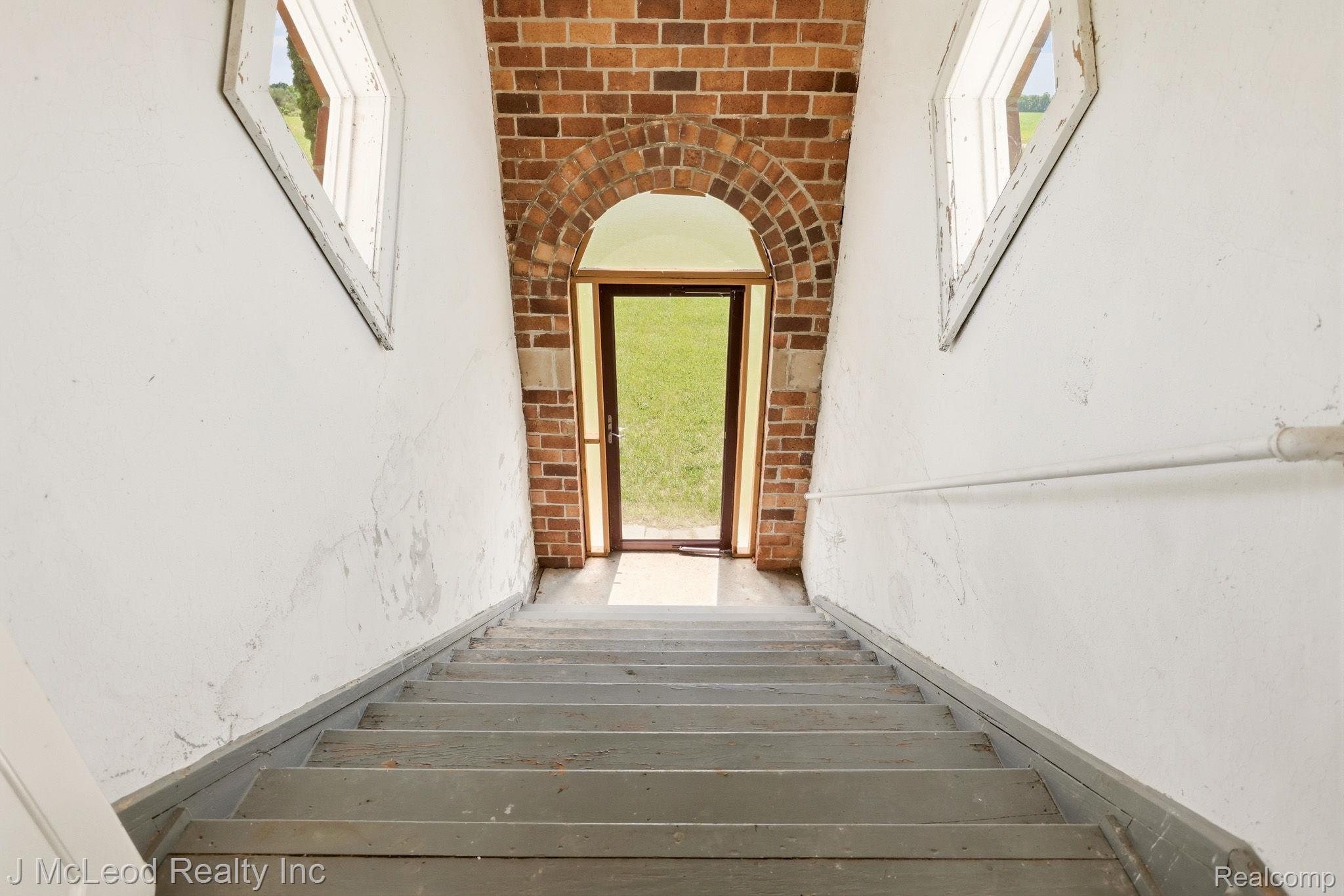 2515 East Akron Road Caro, MI 48723 - Photo 11 of 54 11-web-or-mls-2515 E Akron Rd-22.jpg