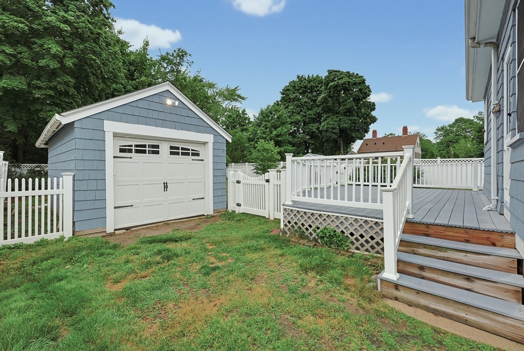 255 Madison Street Dedham, MA 02026 - Photo 37 of 40