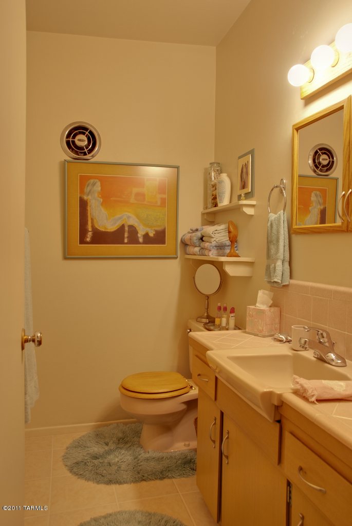 1930 West Anklam Road, Unit 13 Tucson, AZ 85745 - Photo 10 of 22 Gallery Image 10