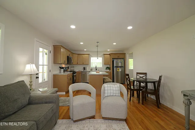 $324,000 | 1051 Williams Creek Road, Oneida, TN 37841