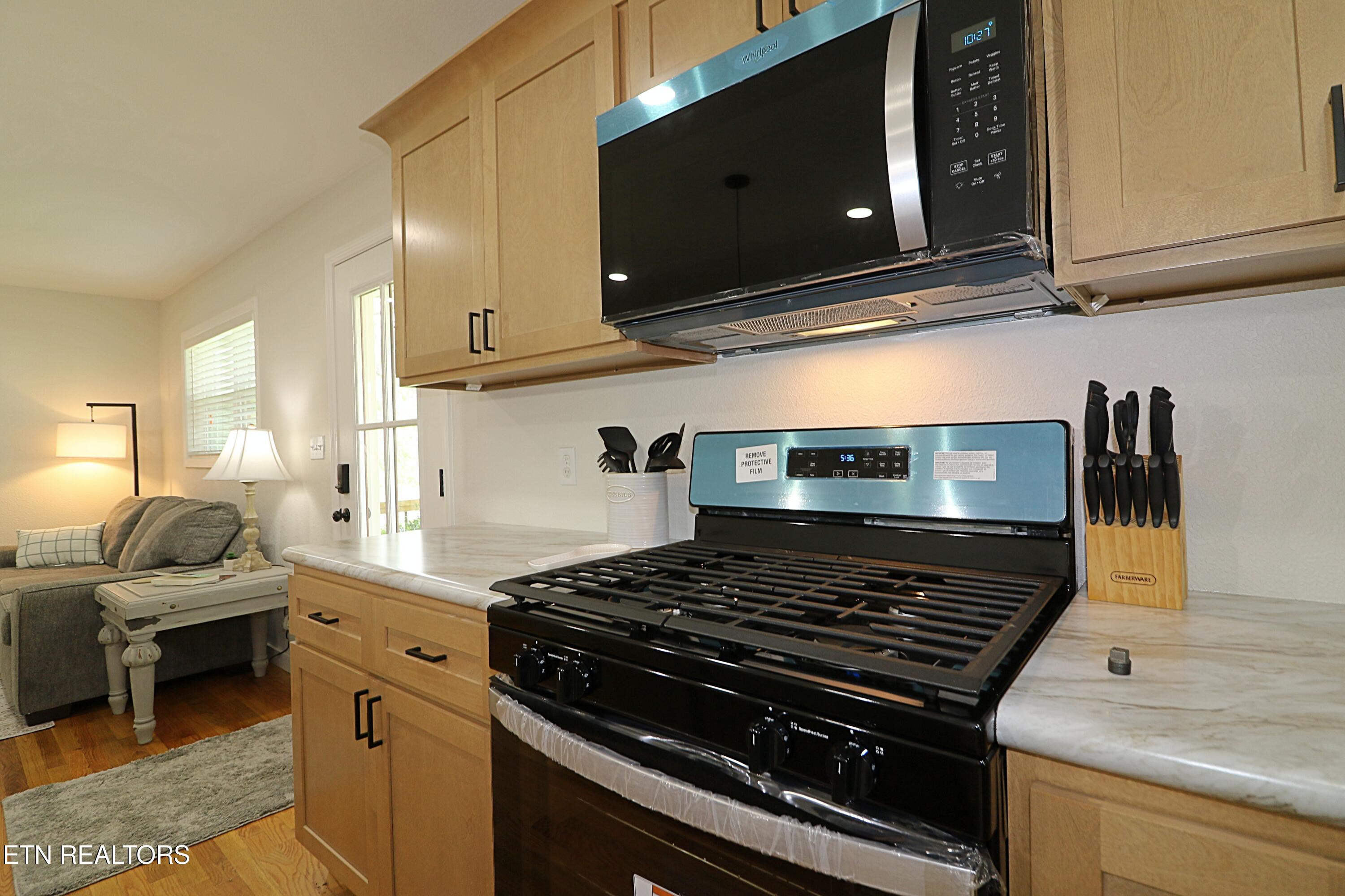 1051 Williams Creek Road Oneida, TN 37841 - Photo 15 of 57 094A1372