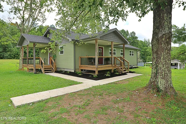 $324,000 | 1051 Williams Creek Road, Oneida, TN 37841