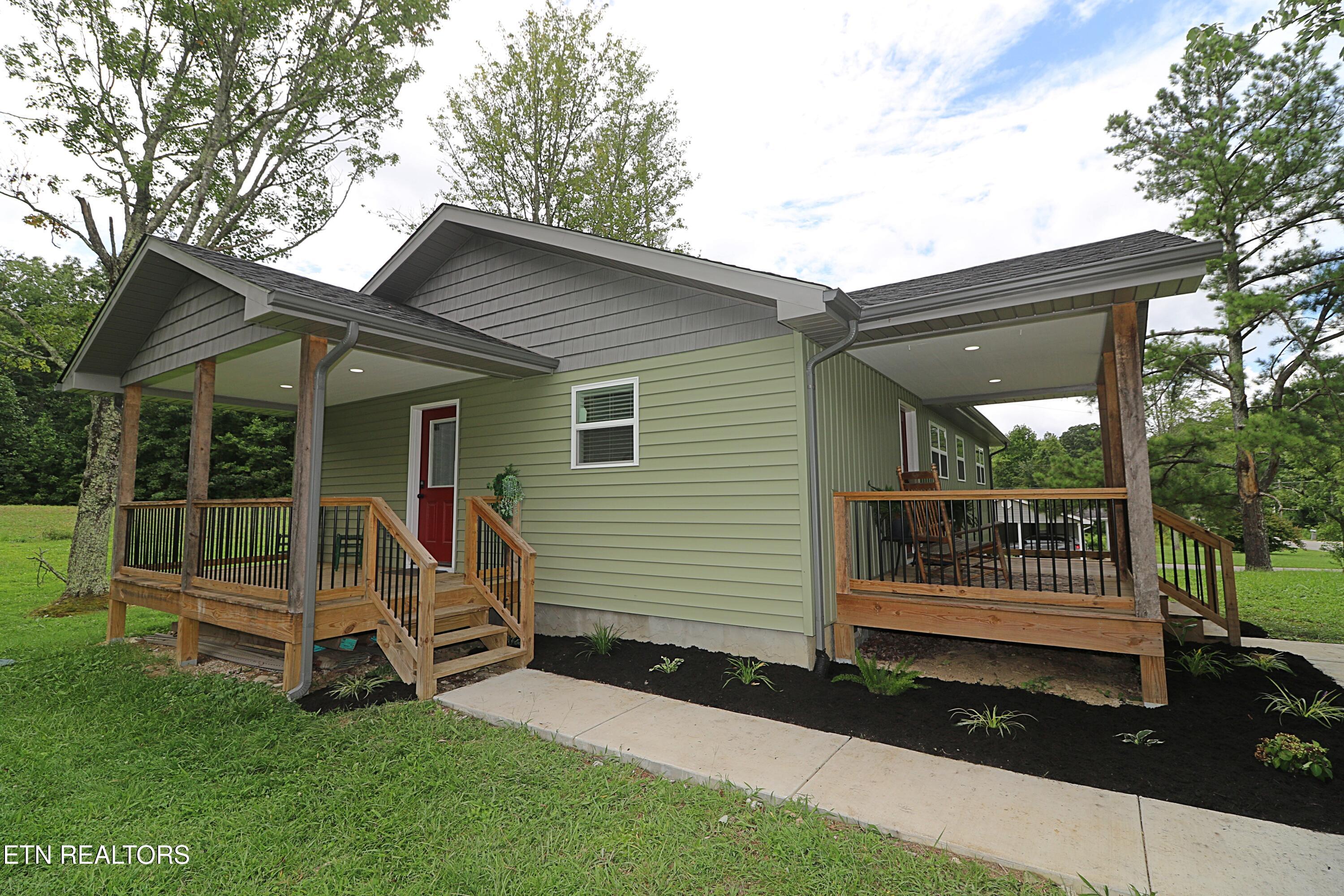 1051 Williams Creek Road Oneida, TN 37841 - Photo 49 of 57 094A1349