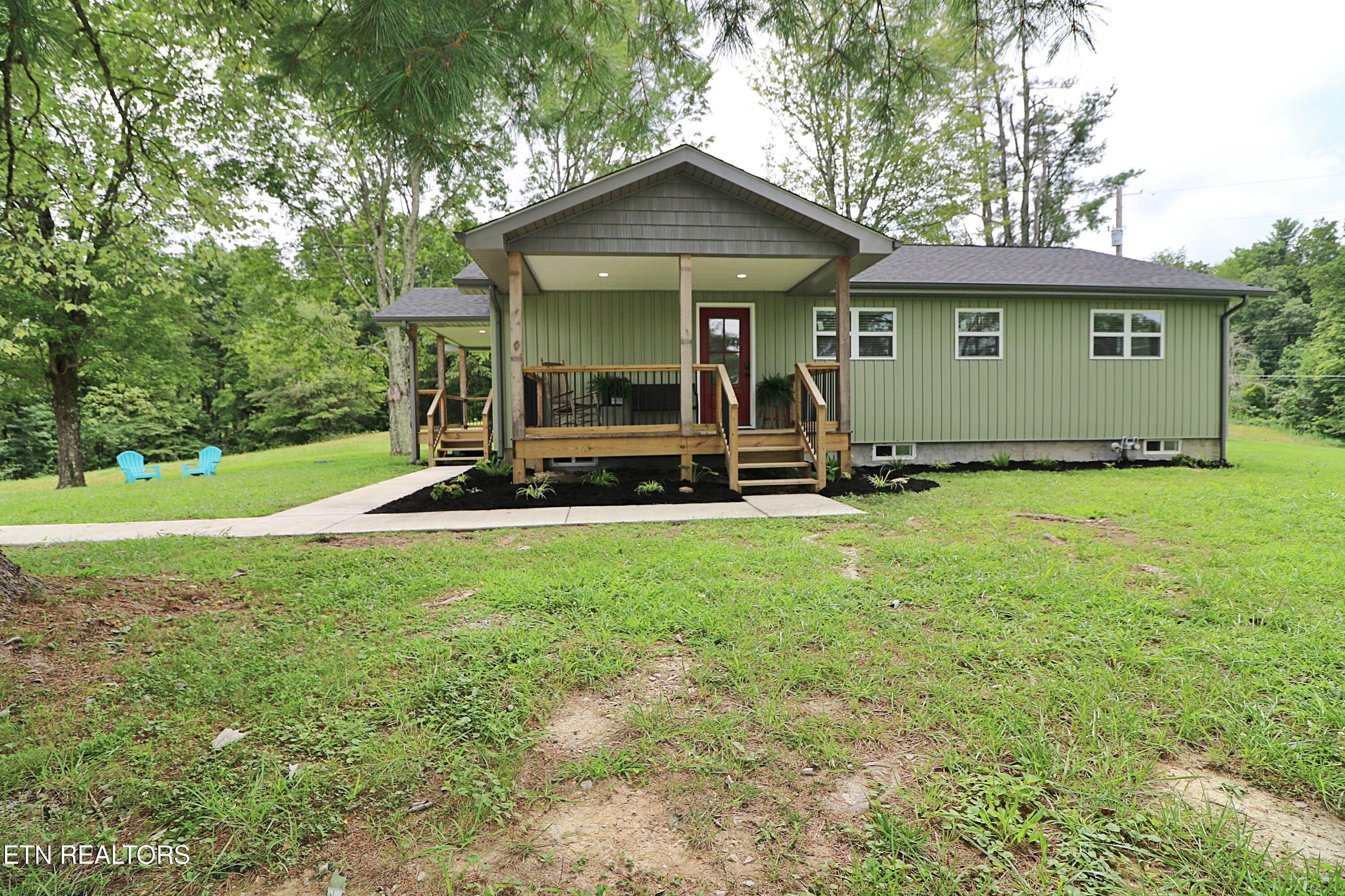 1051 Williams Creek Road Oneida, TN 37841 - Photo 5 of 57 094A1341