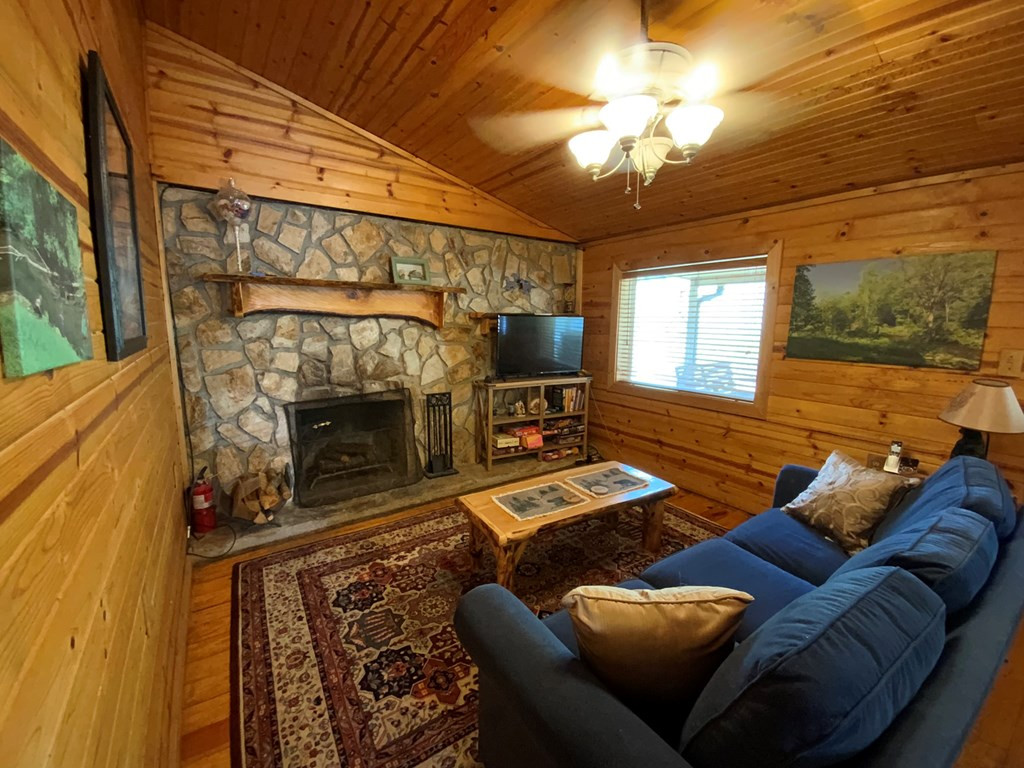 21027 Wayah Road Topton, NC 28781 - Photo 5 of 52