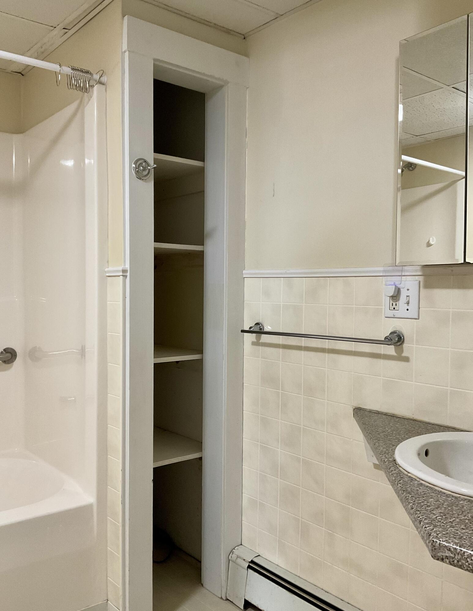 27 Wesley Street Bath, ME 04530 - Photo 23 of 34 Unit A